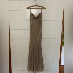 Niki Livas Gold Size 6 Beaded Sheath Gown